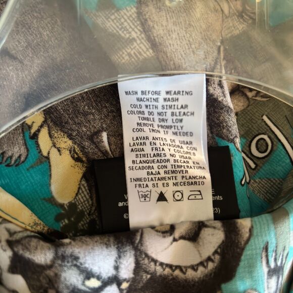 Cherokee Tooniforms WHERE THE WILD THINGS ARE Size M Nurse Scrub V Neck Top - Picture 8 of 8